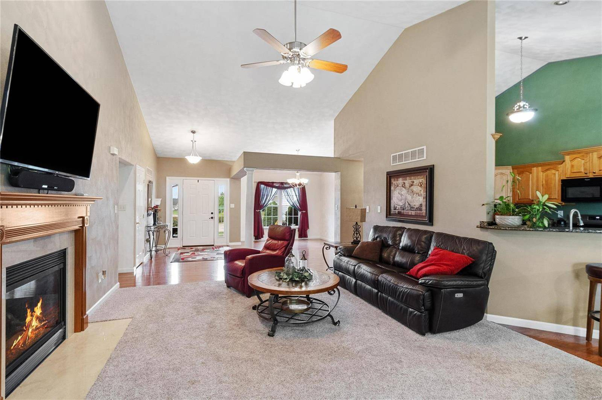 Featured Listing Image 10