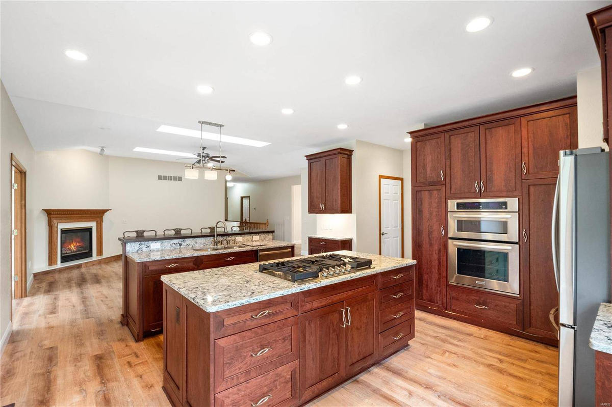 Featured Listing Image 12
