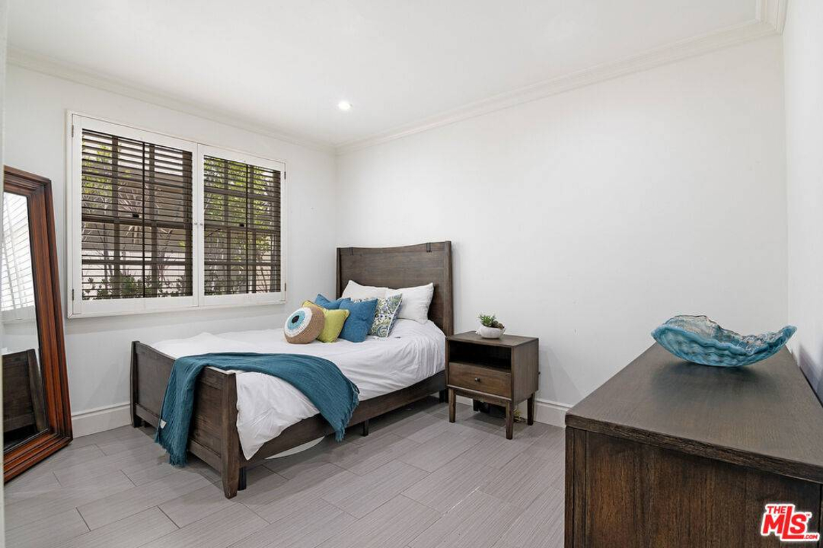 Featured Listing Image 15
