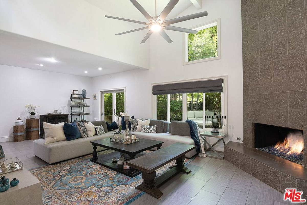 Featured Listing Image 5