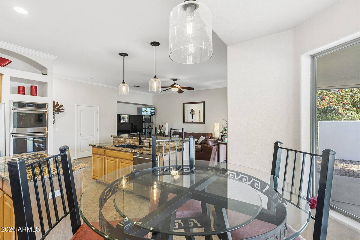Featured Listing Image 44