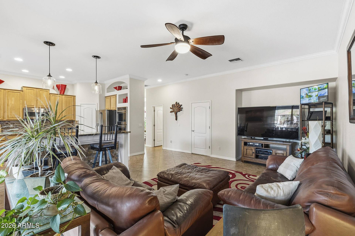 Featured Listing Image 41