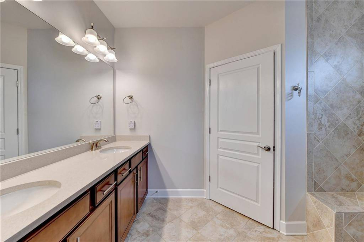 Featured Listing Image 38
