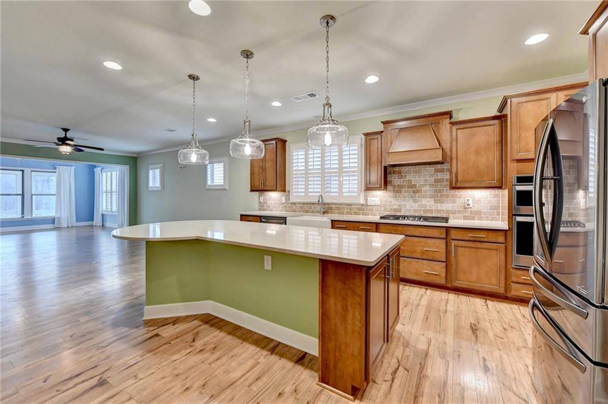 Featured Listing Image 14