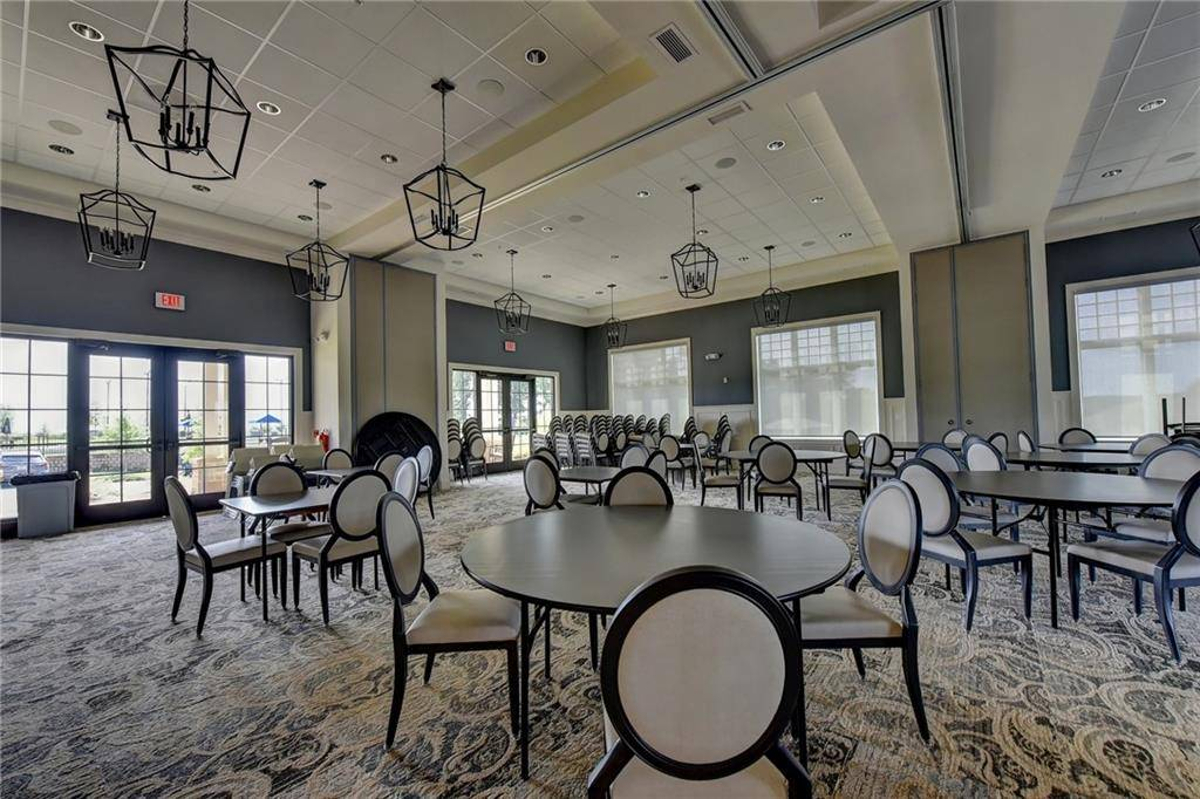 Featured Listing Image 106