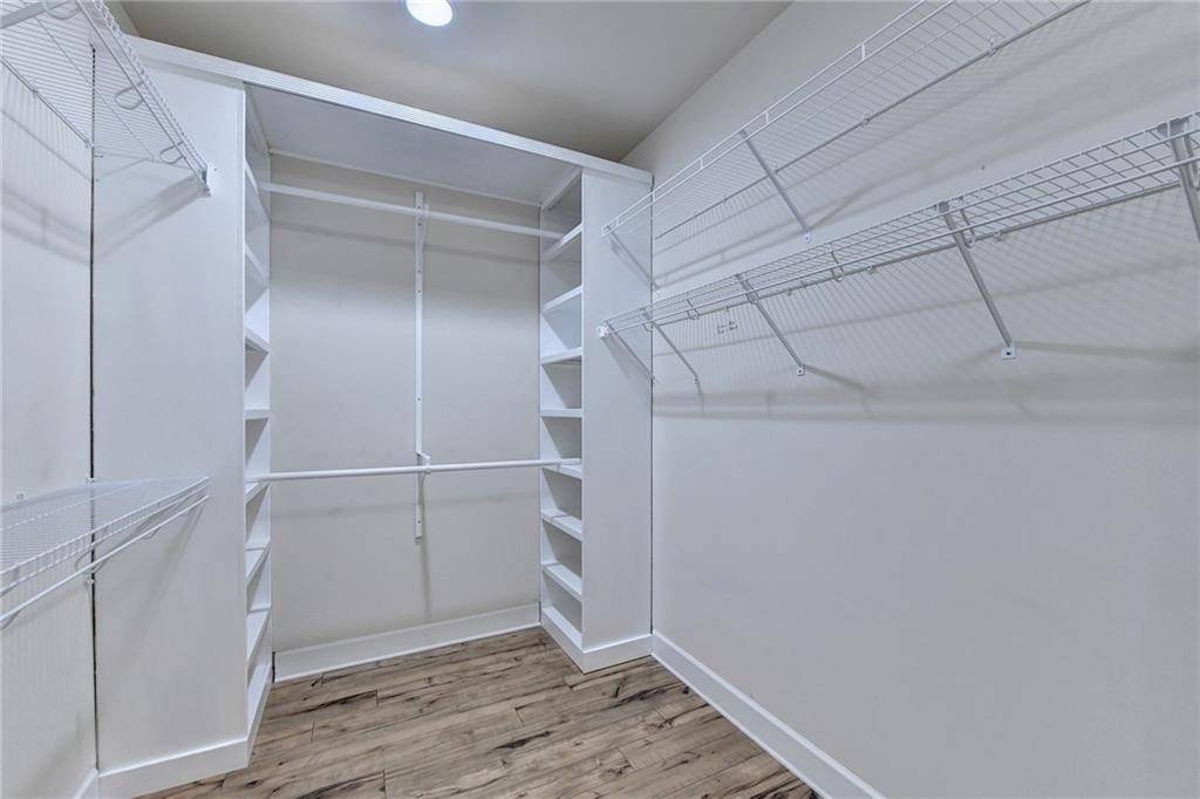 Featured Listing Image 42