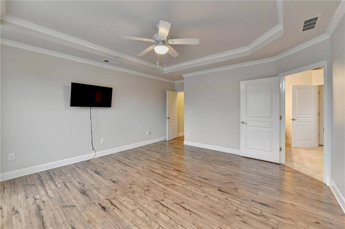 Featured Listing Image 37