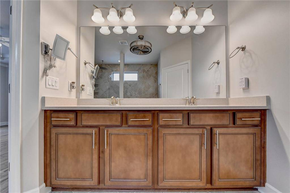 Featured Listing Image 41