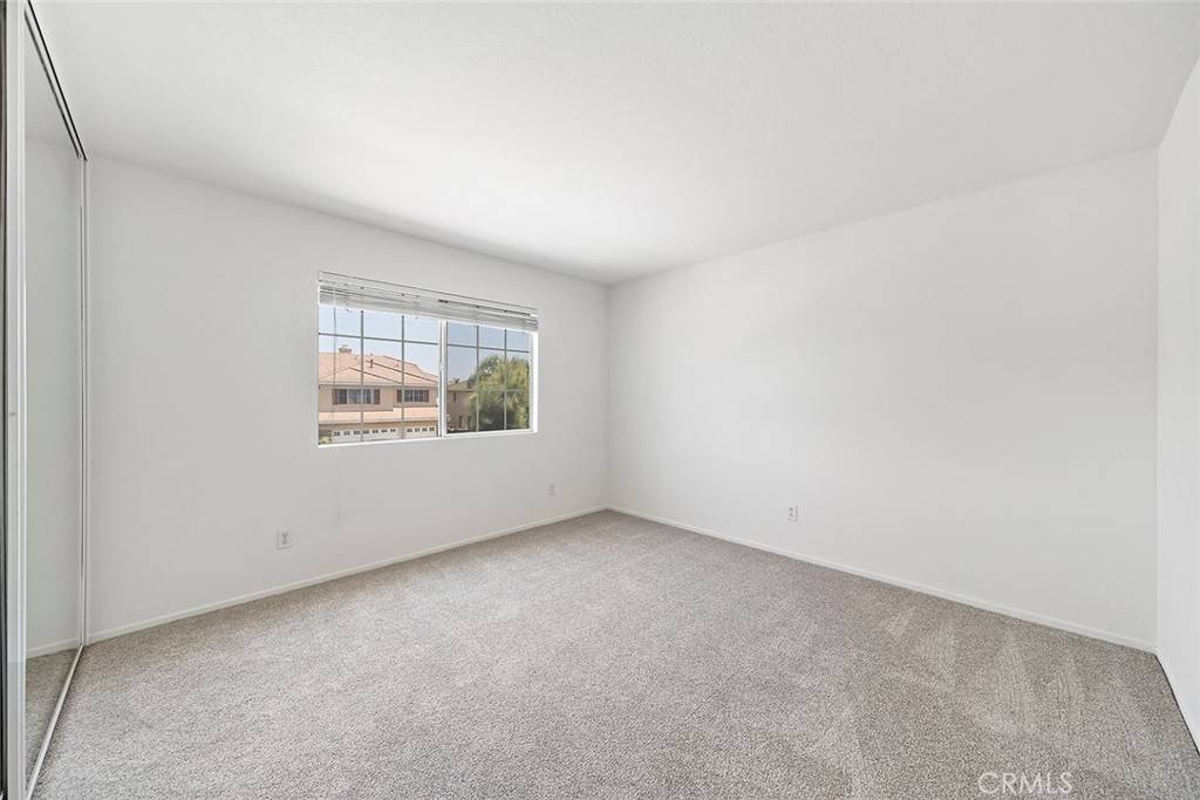 Featured Listing Image 40