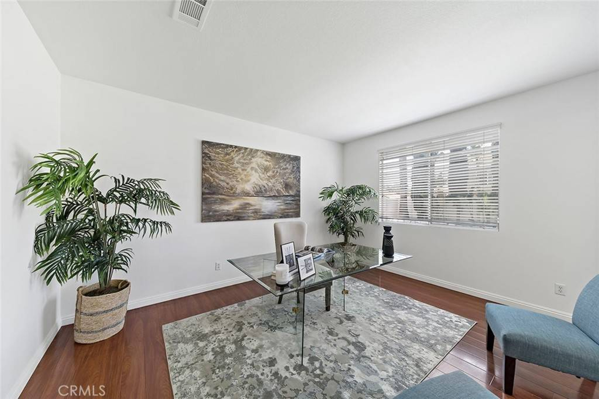 Featured Listing Image 8