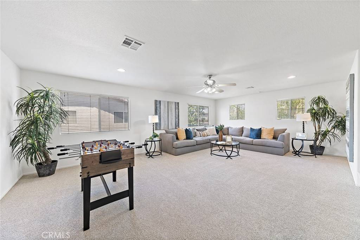 Featured Listing Image 23