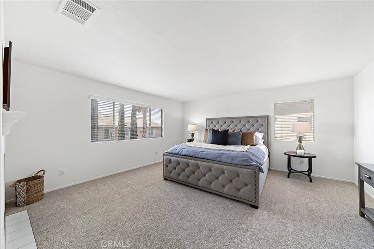 Featured Listing Image 27