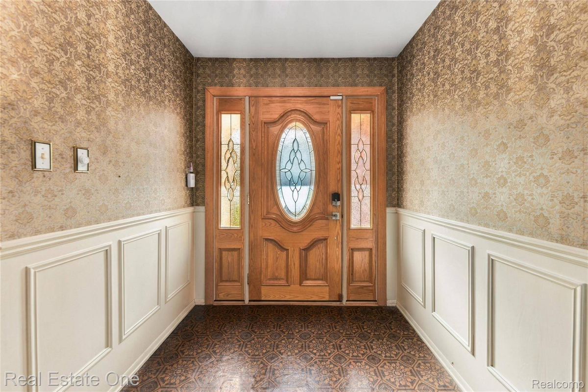 Featured Listing Image 3