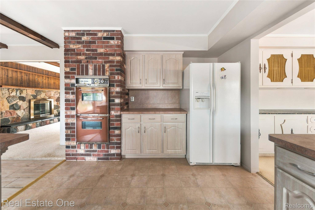 Featured Listing Image 12