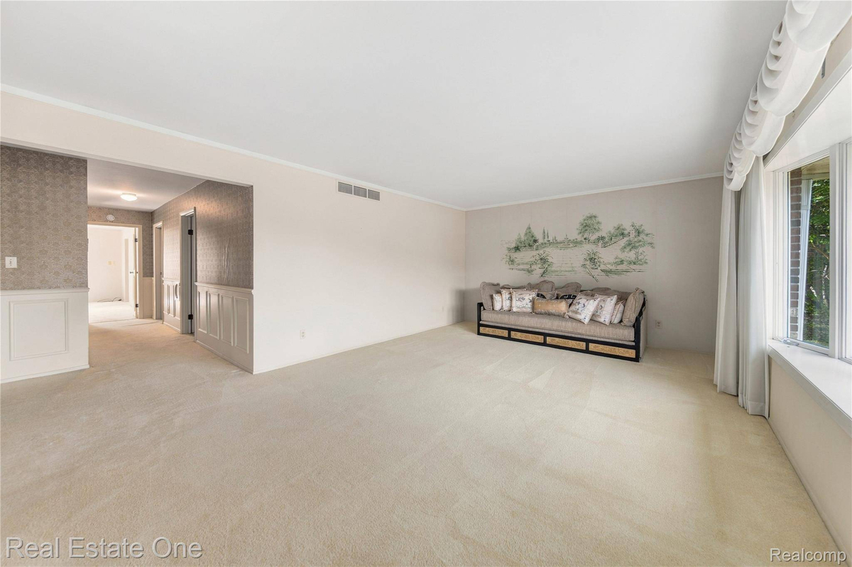 Featured Listing Image 19