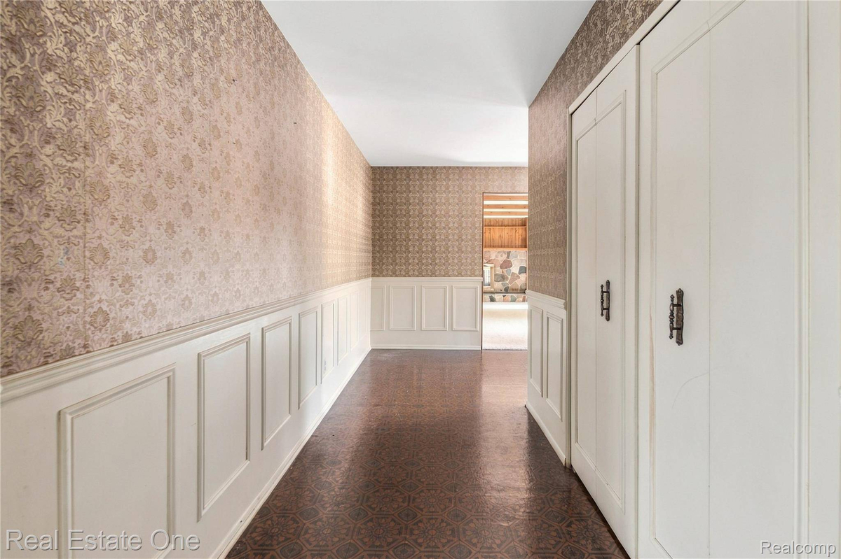 Featured Listing Image 30