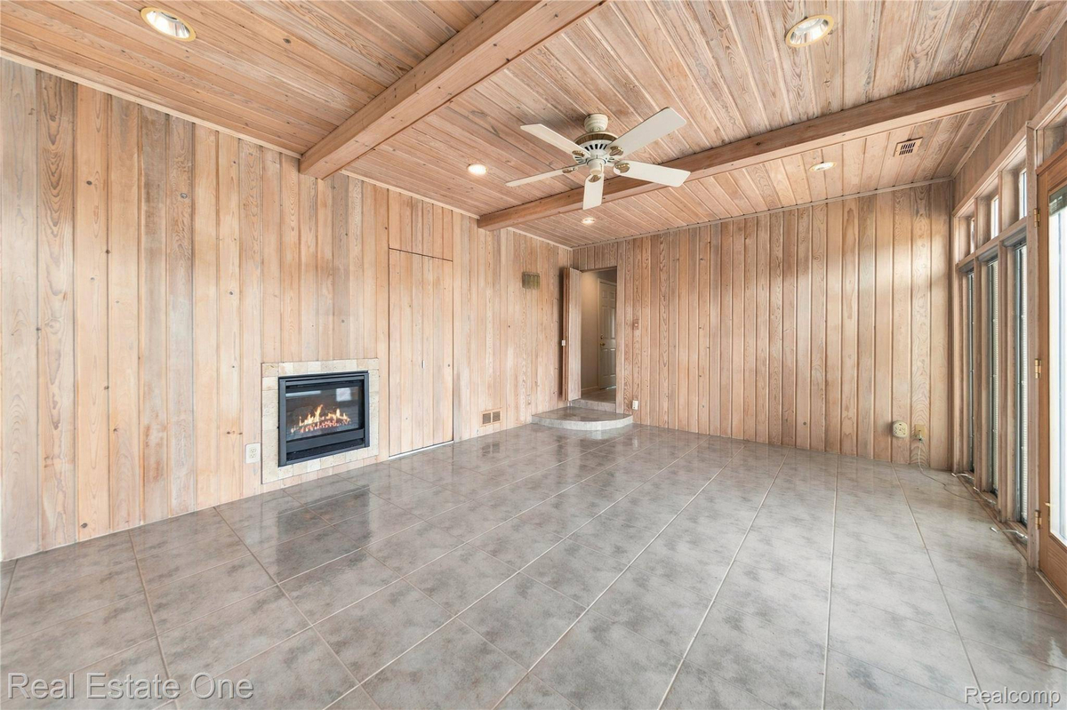 Featured Listing Image 35