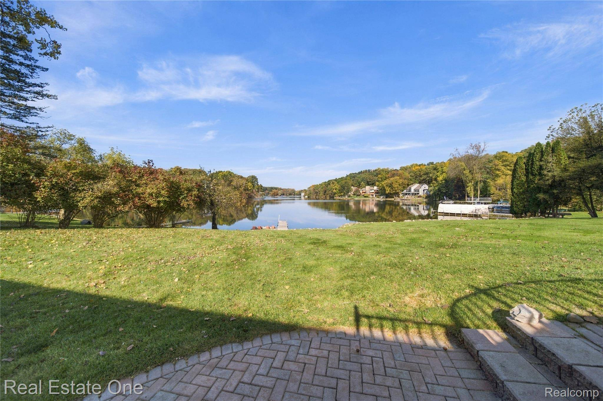 Featured Listing Image 40