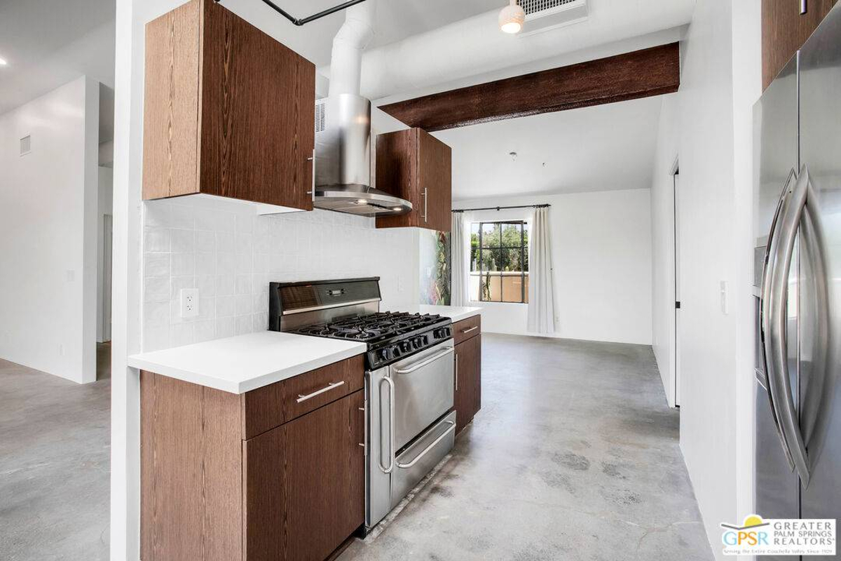 Featured Listing Image 14