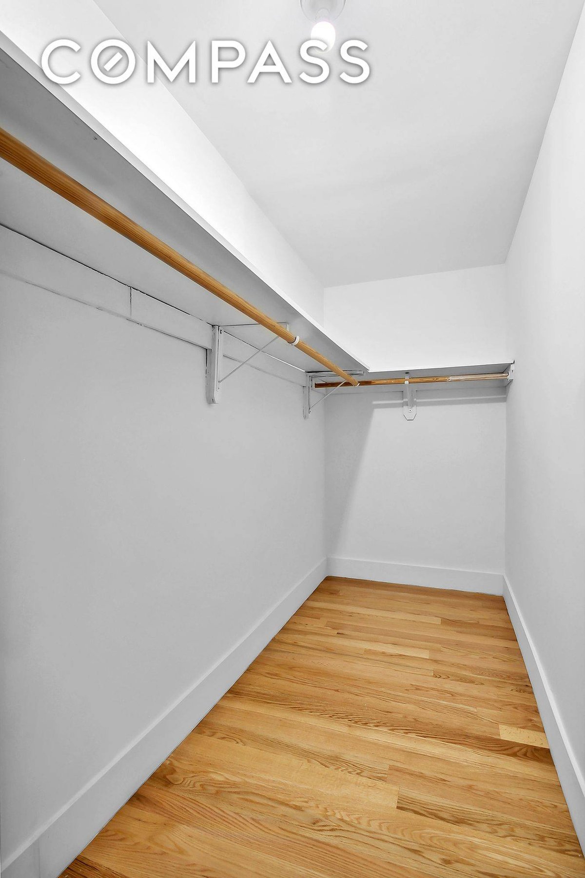 Featured Listing Image 11