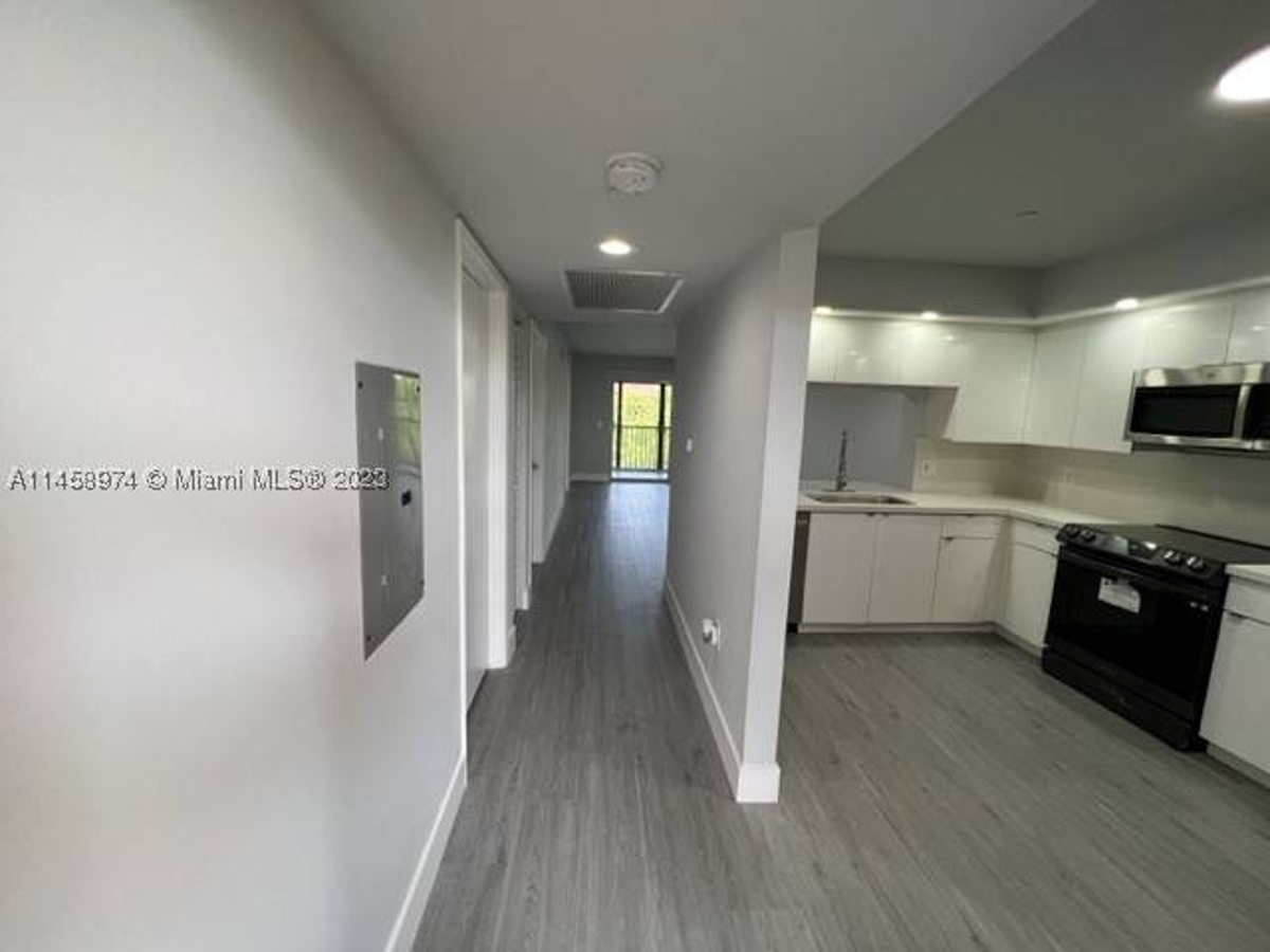 Featured Listing Image 3