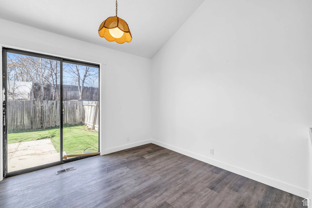 Featured Listing Image 7