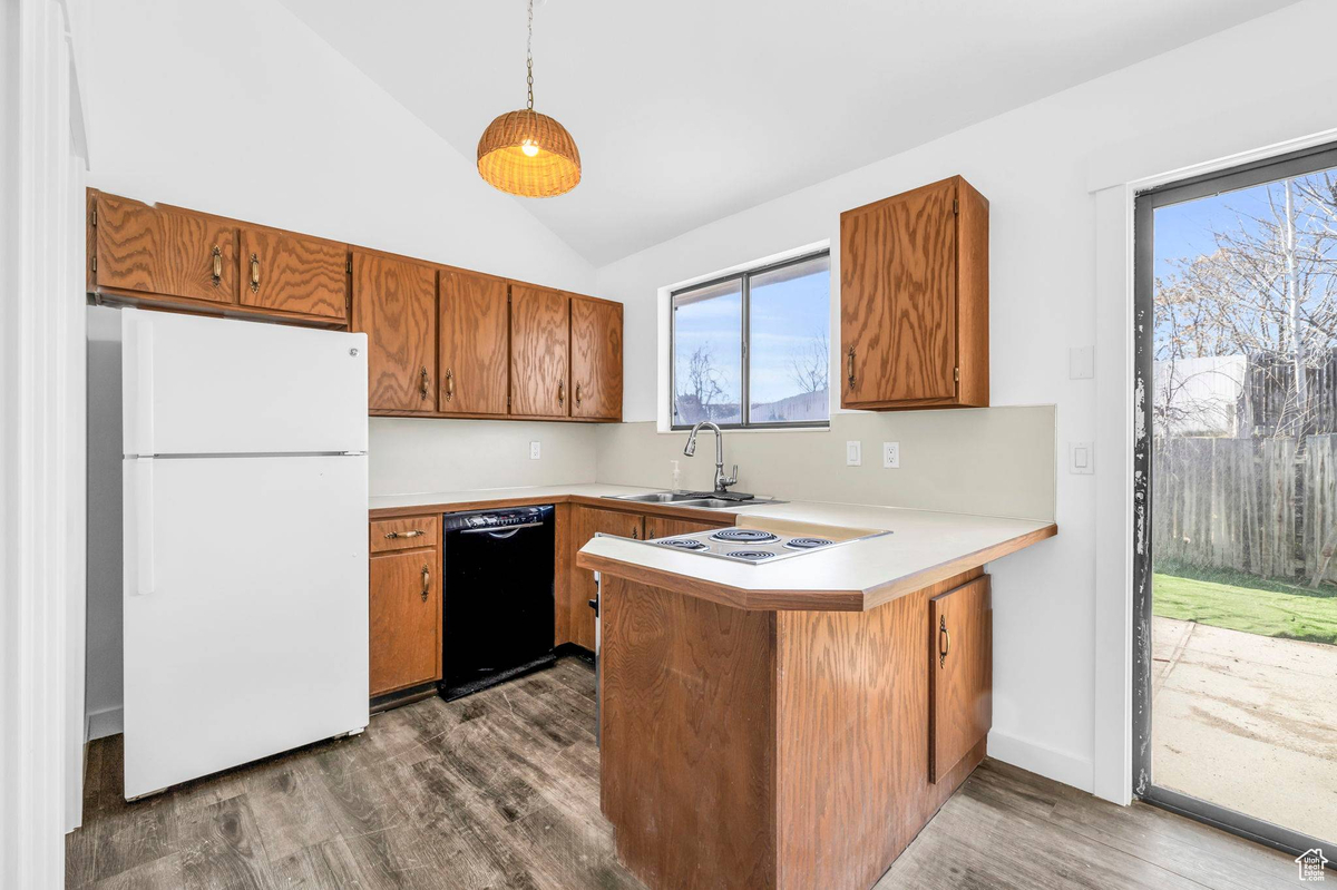 Featured Listing Image 10