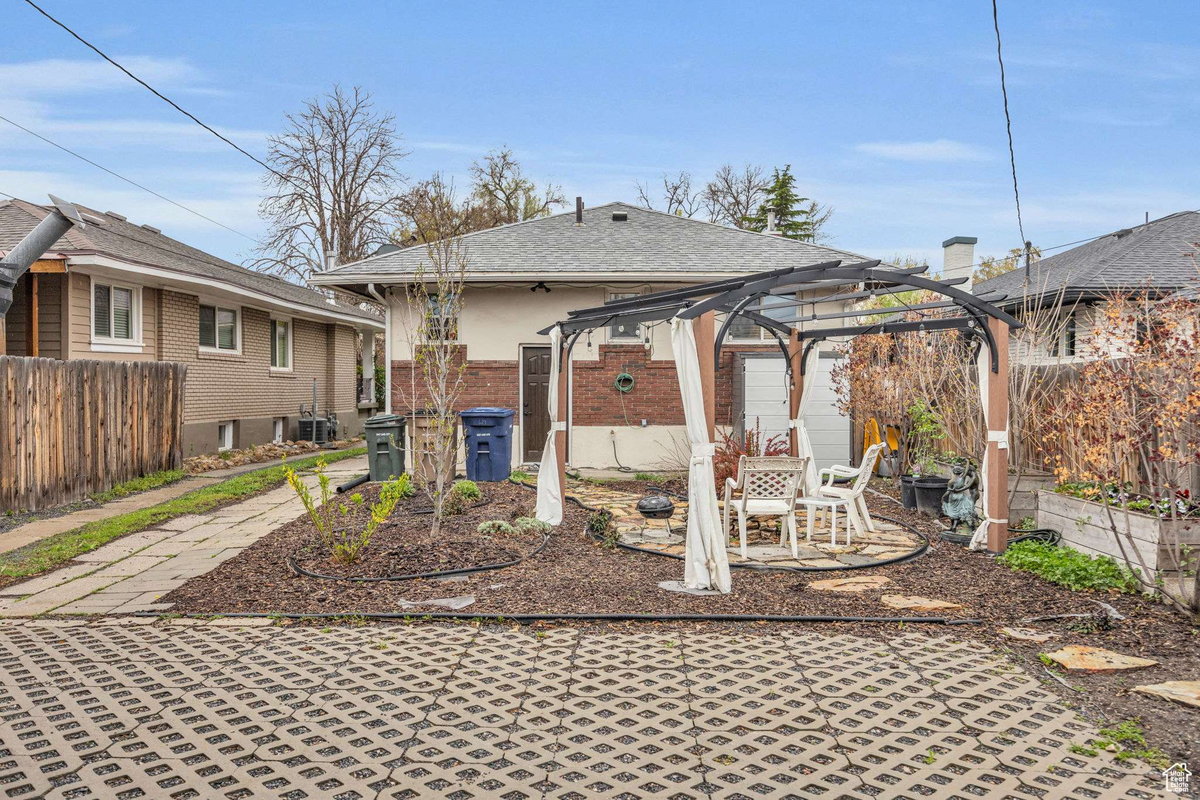 Featured Listing Image 27