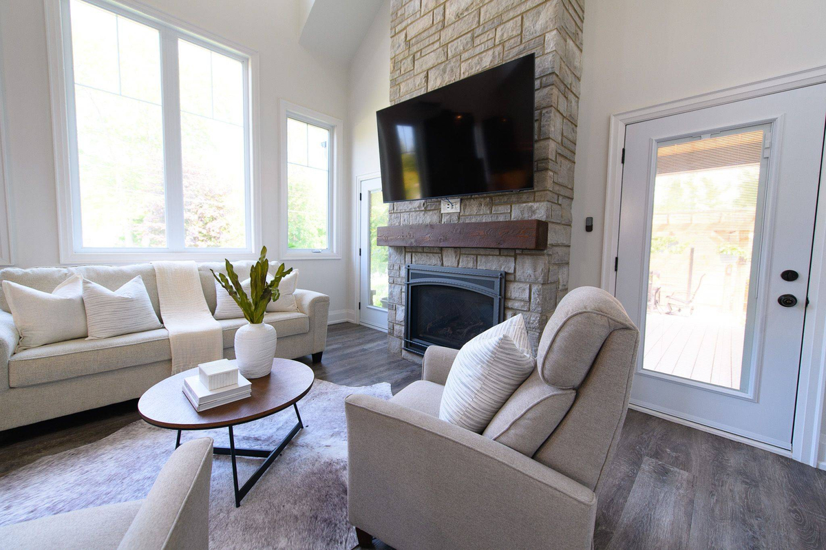 Featured Listing Image 5