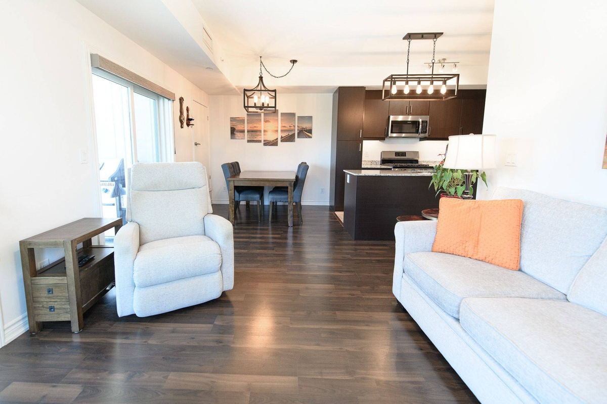 Featured Listing Image 11