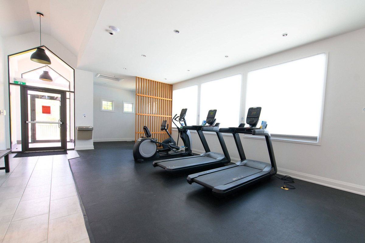 Featured Listing Image 20