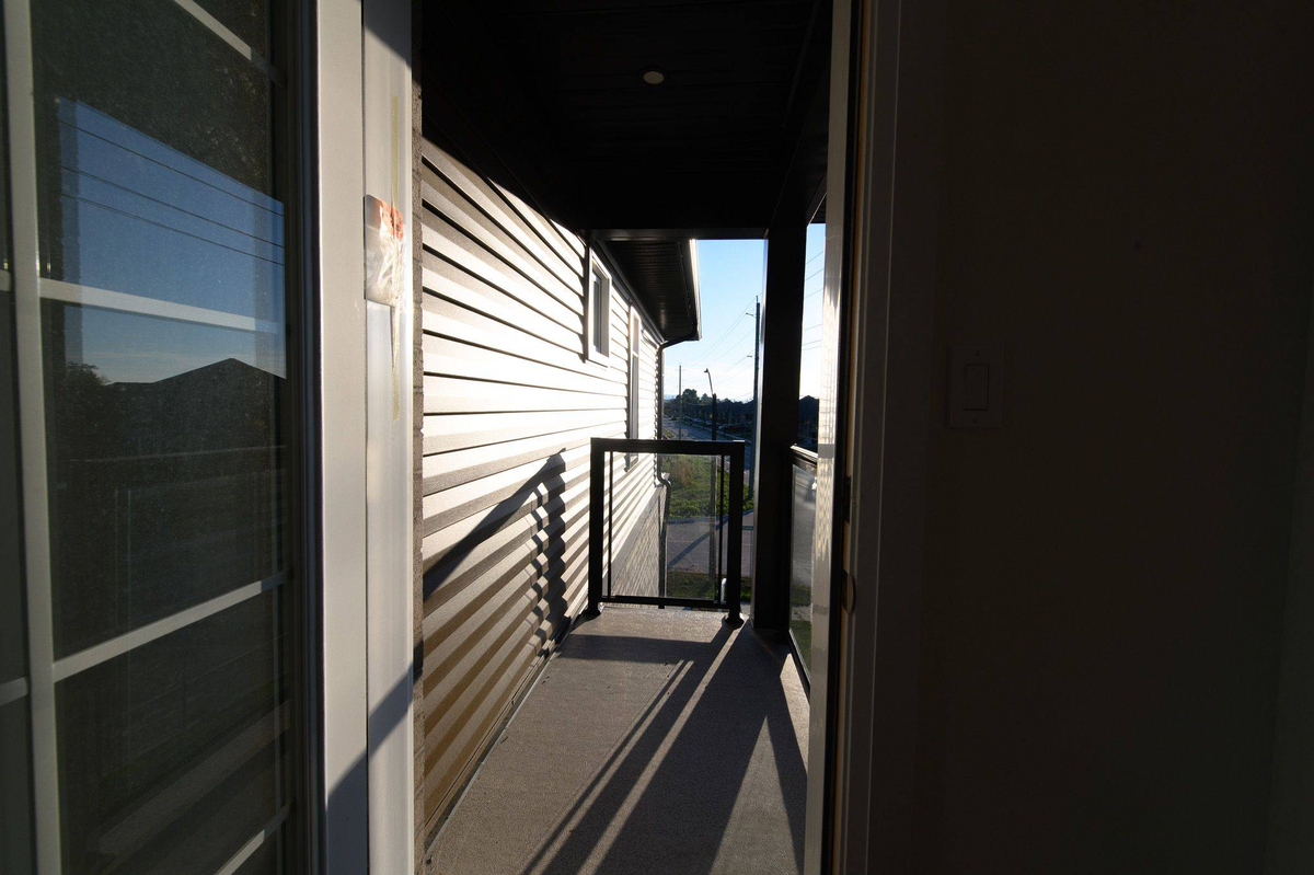 Featured Listing Image 14