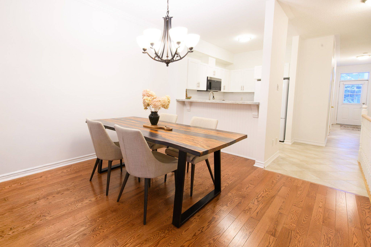 Featured Listing Image 12