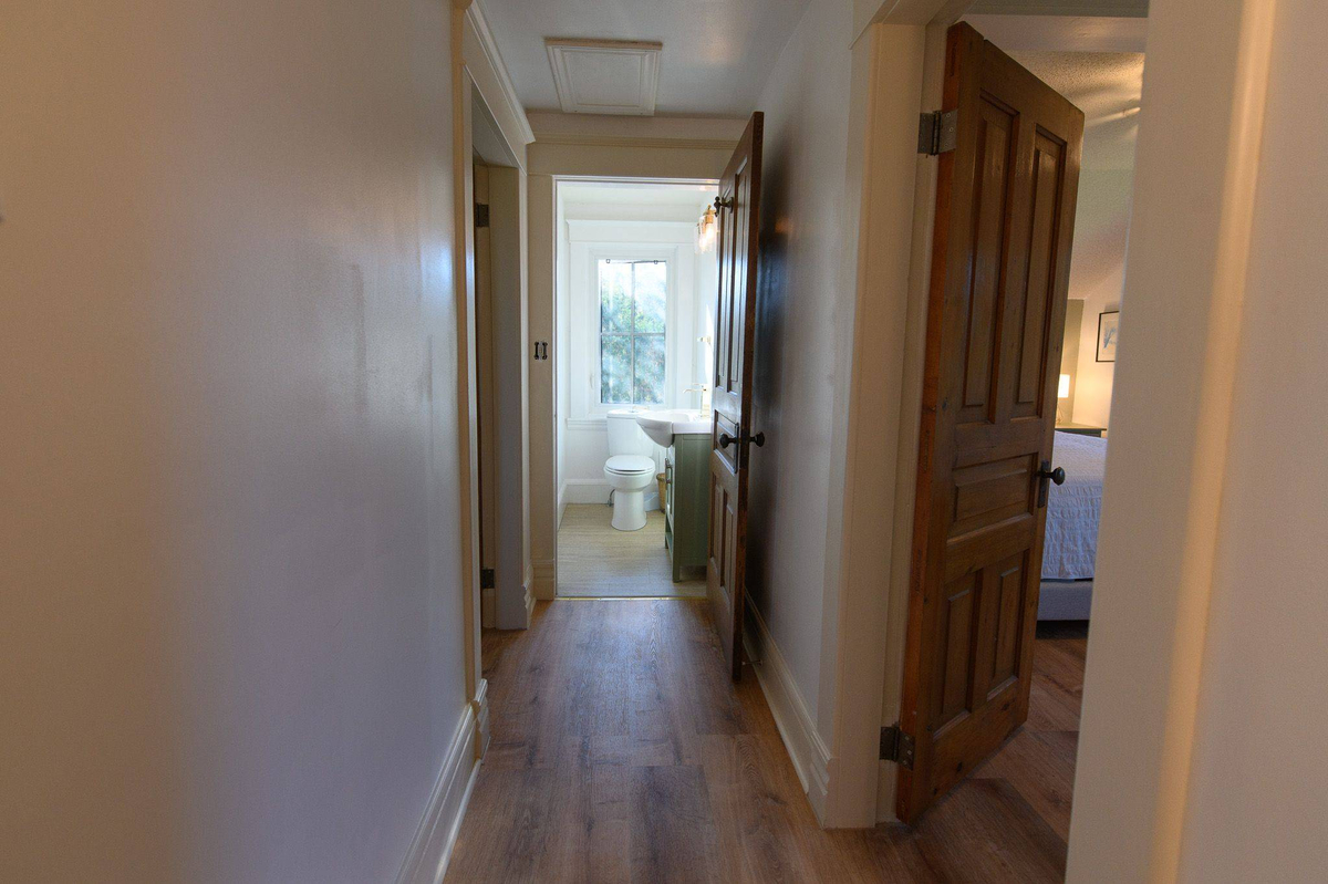 Featured Listing Image 11