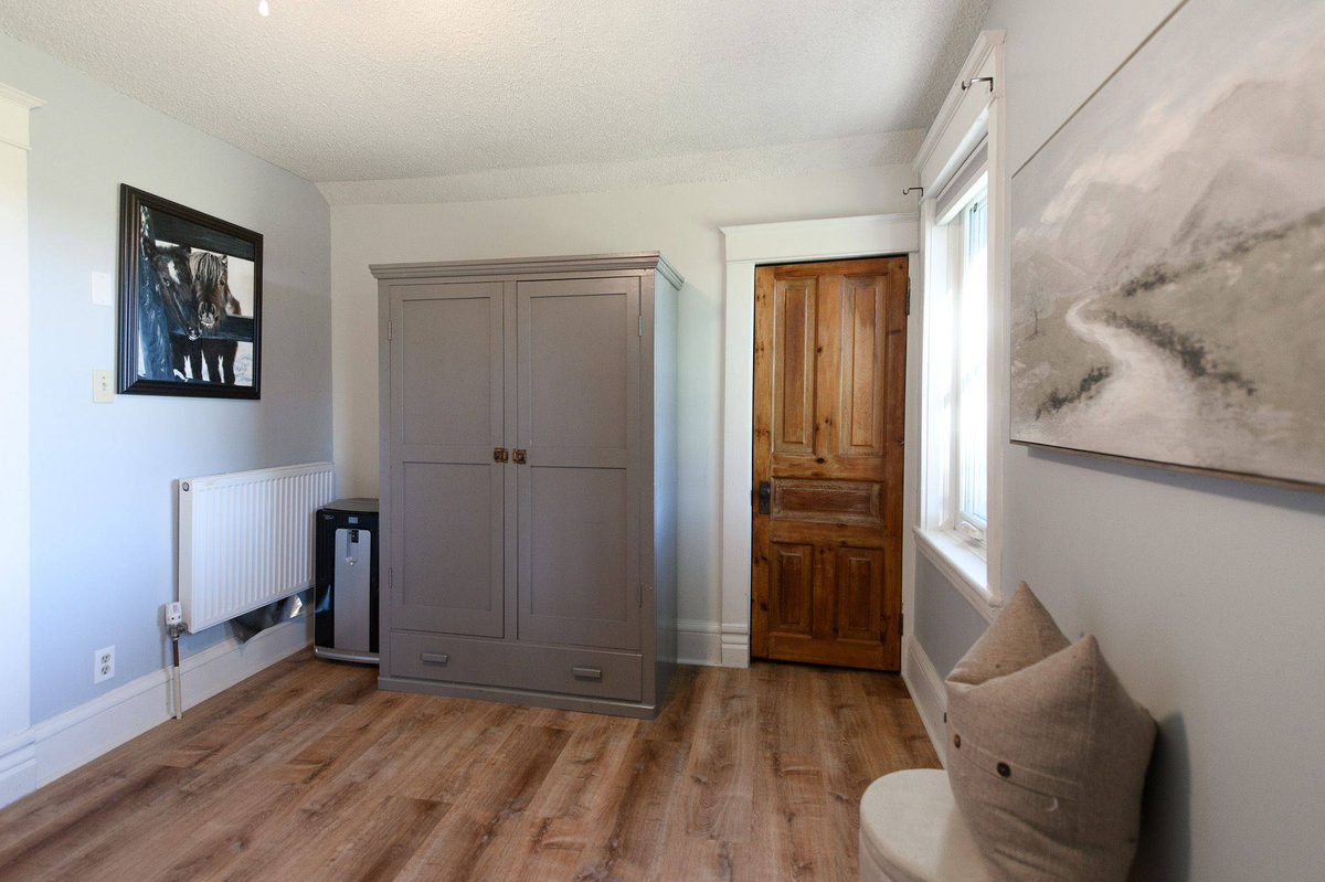 Featured Listing Image 15