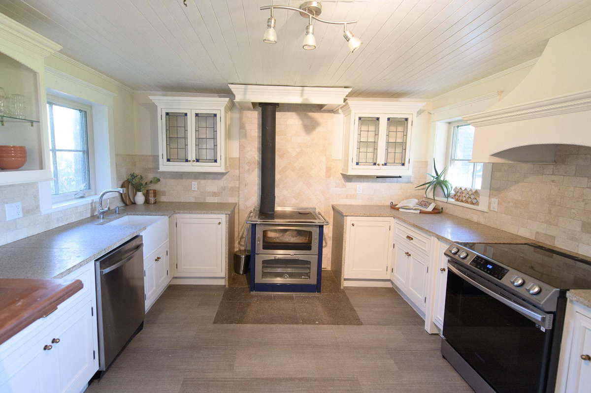 Featured Listing Image 18