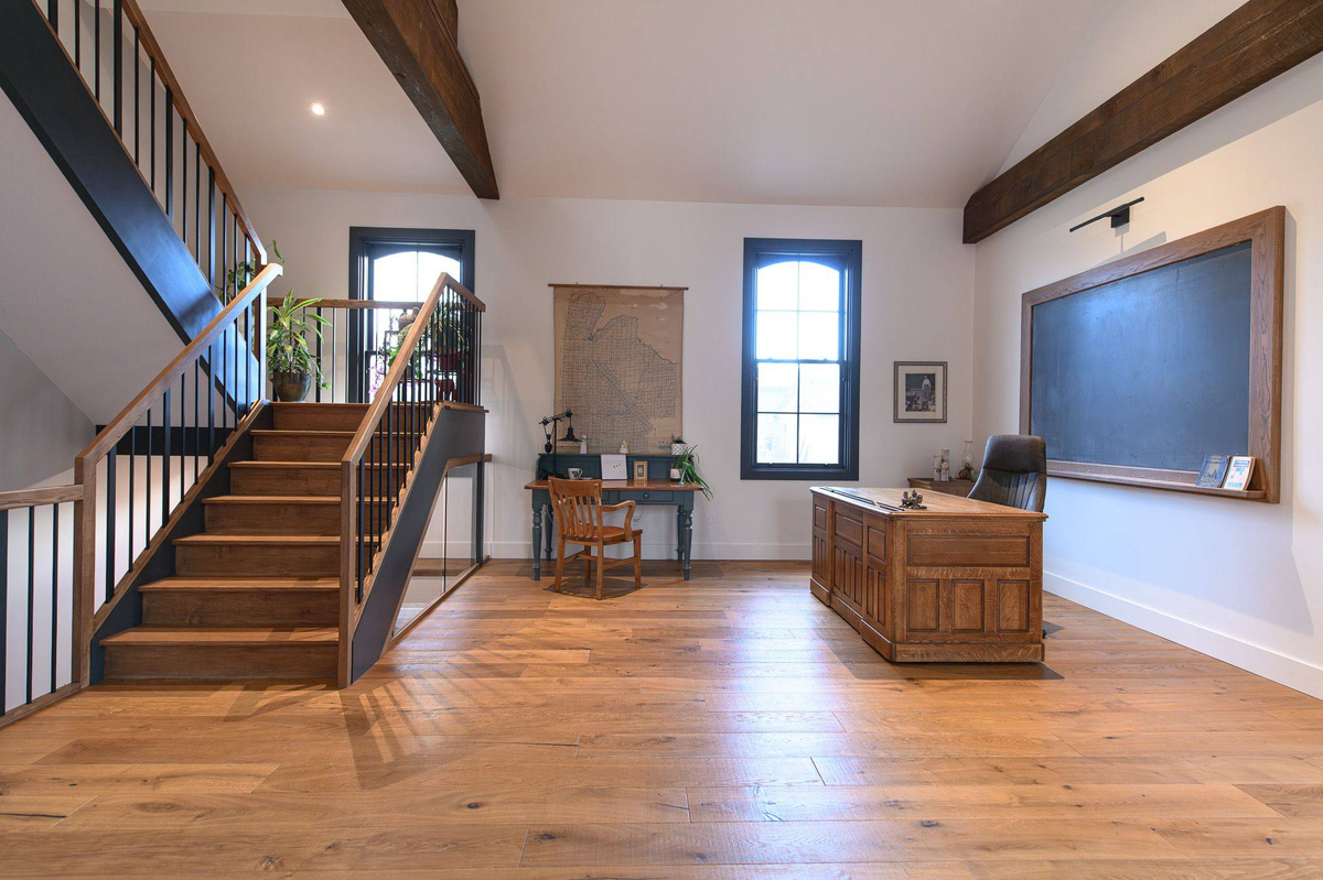 Featured Listing Image 11