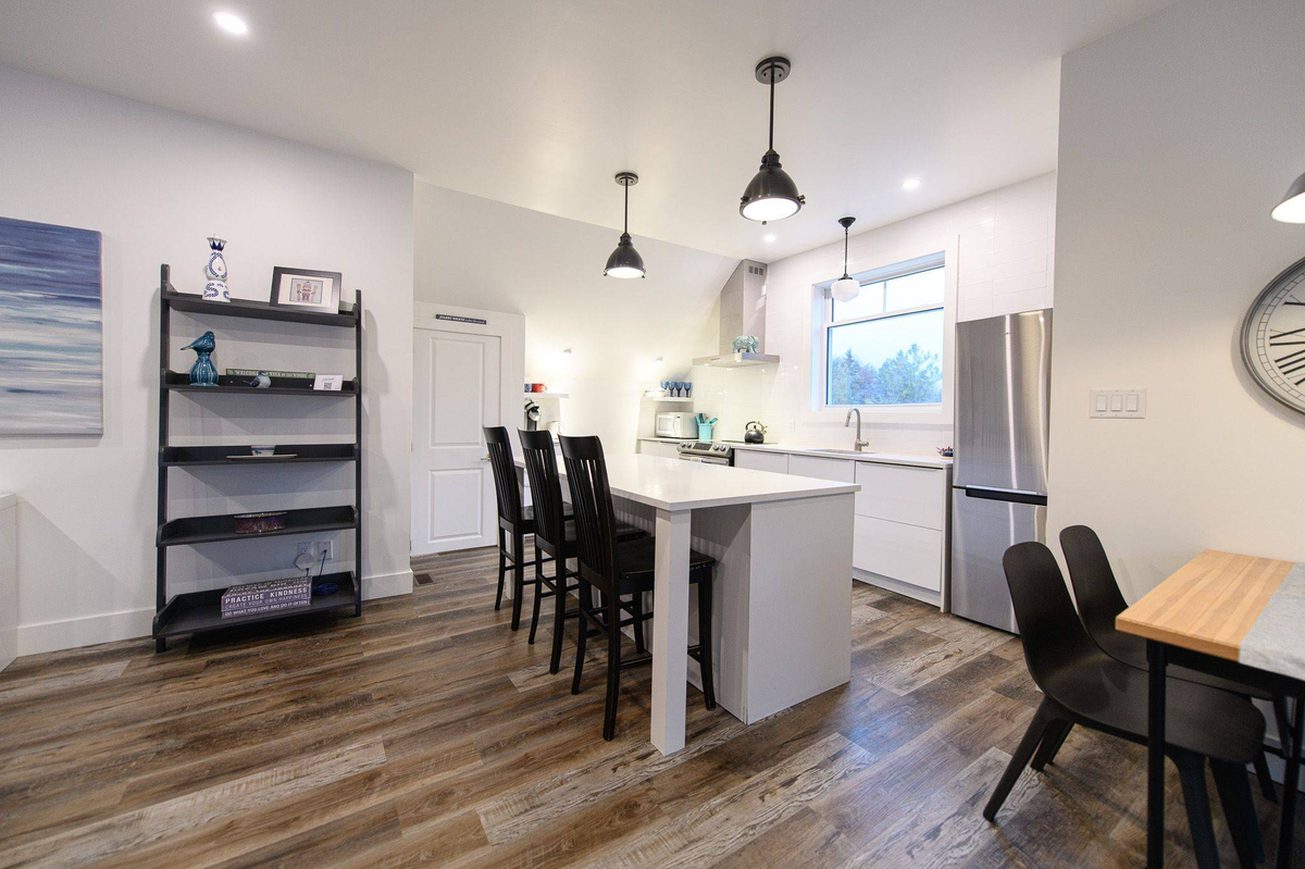 Featured Listing Image 33