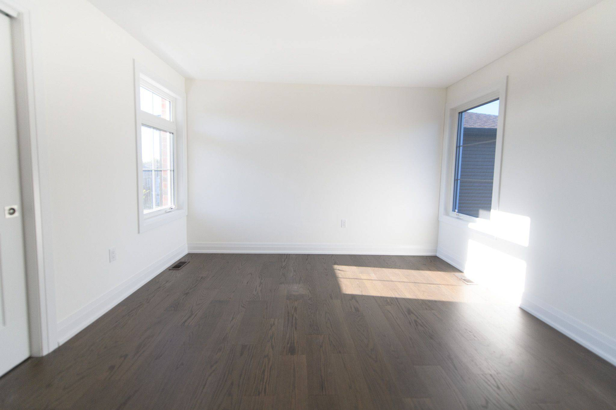 Featured Listing Image 12