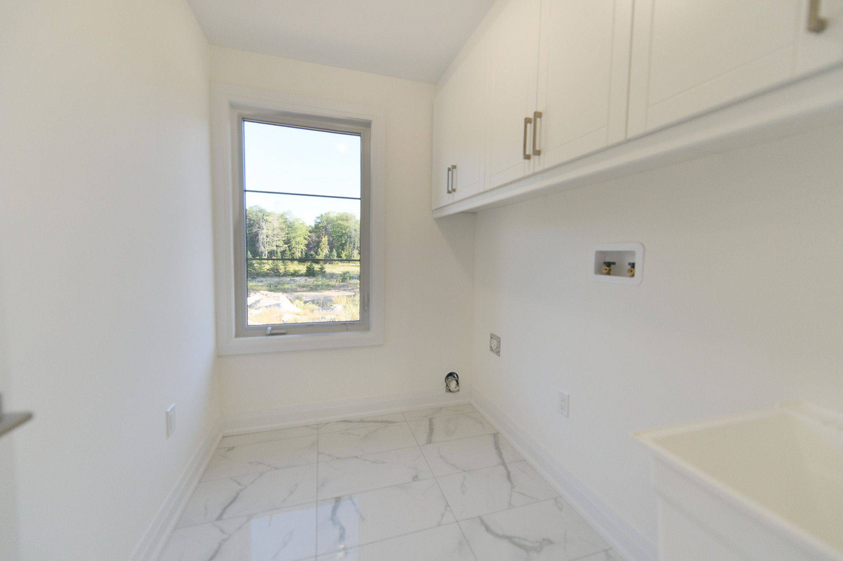 Featured Listing Image 14