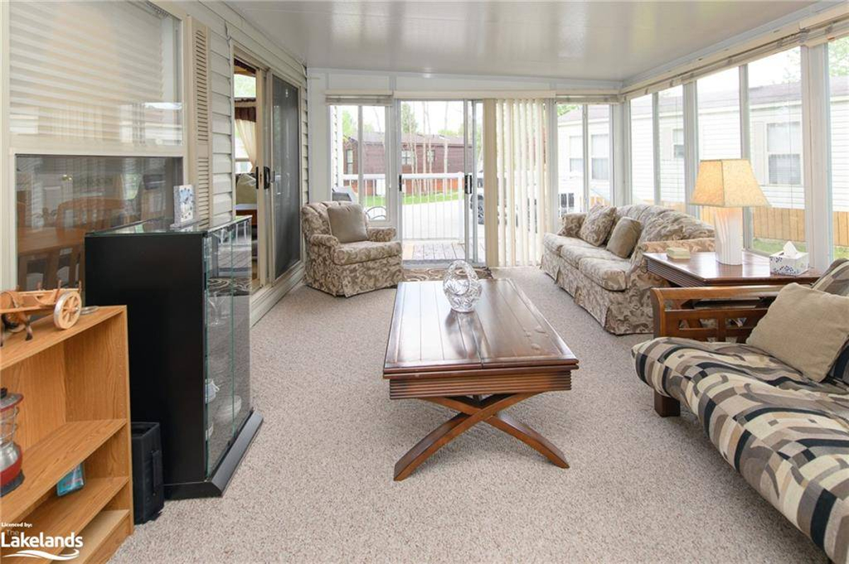 Featured Listing Image 12