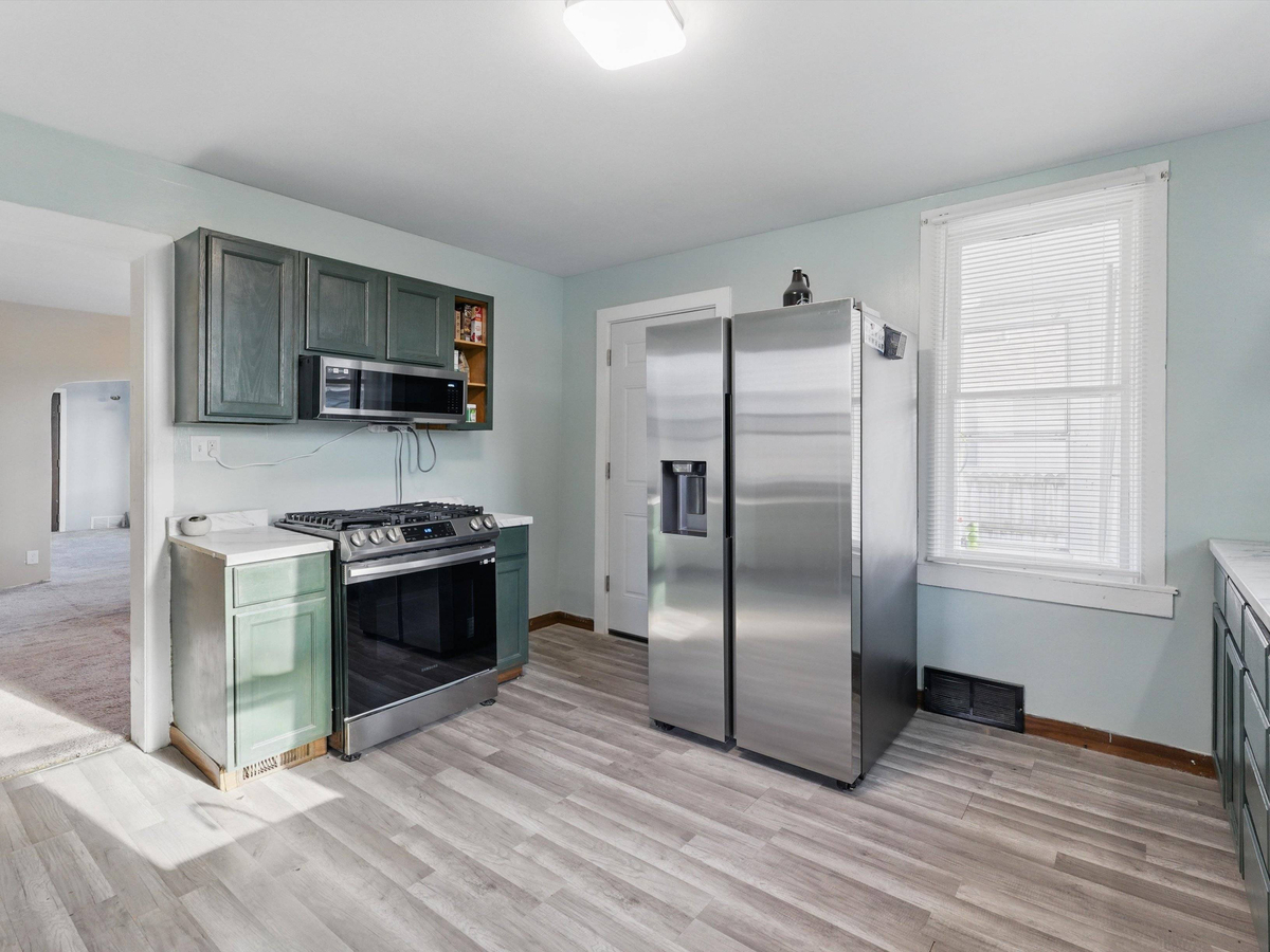 Featured Listing Image 9