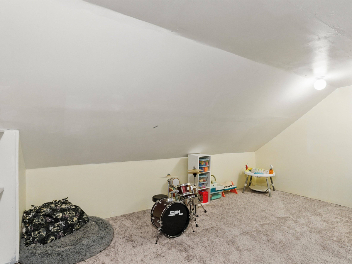 Featured Listing Image 13