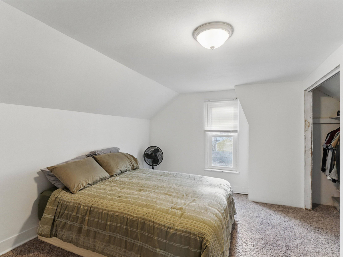 Featured Listing Image 15