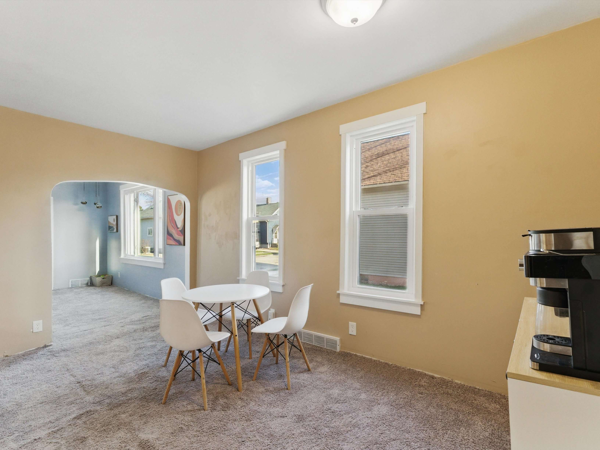 Featured Listing Image 7