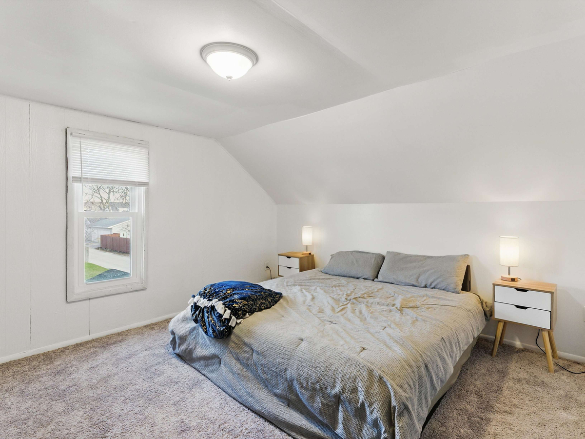 Featured Listing Image 14