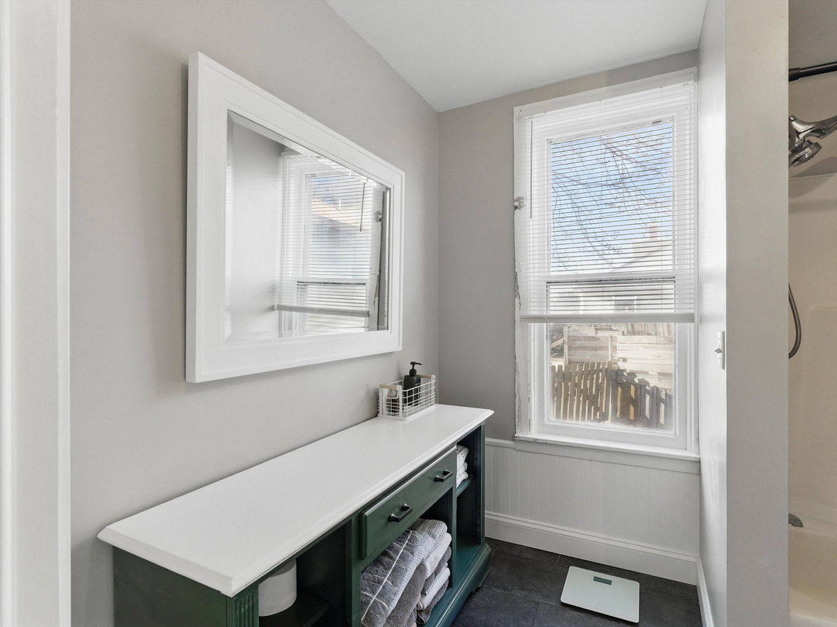 Featured Listing Image 10