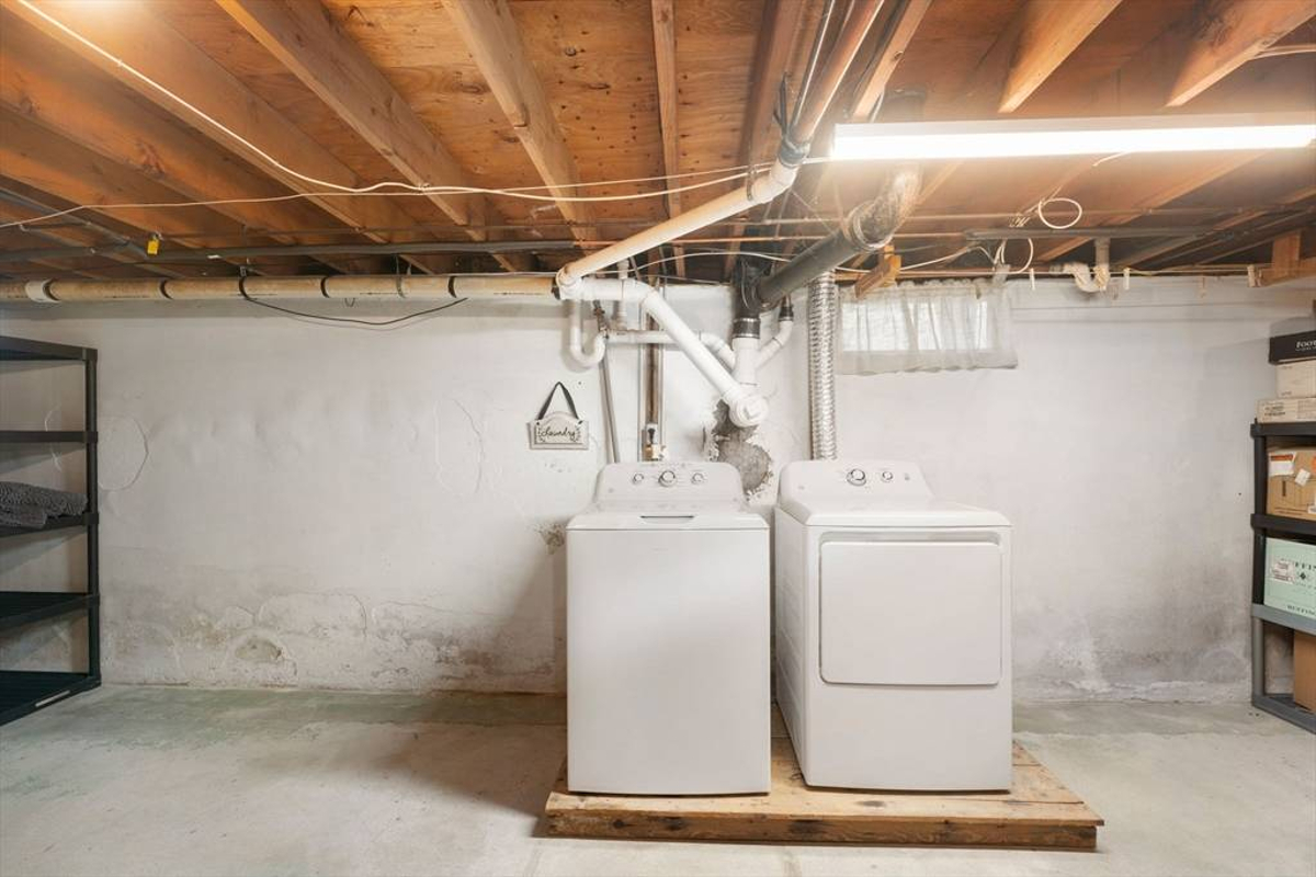 Featured Listing Image 12