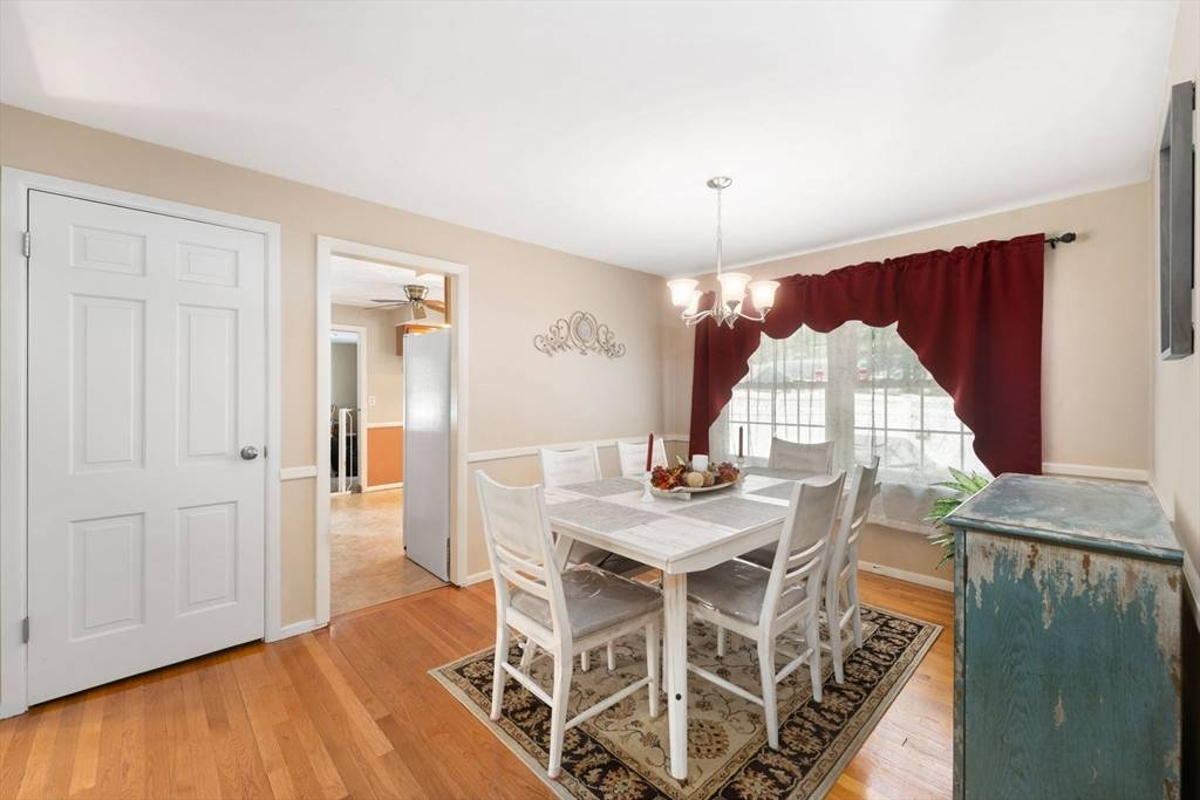 Featured Listing Image 3