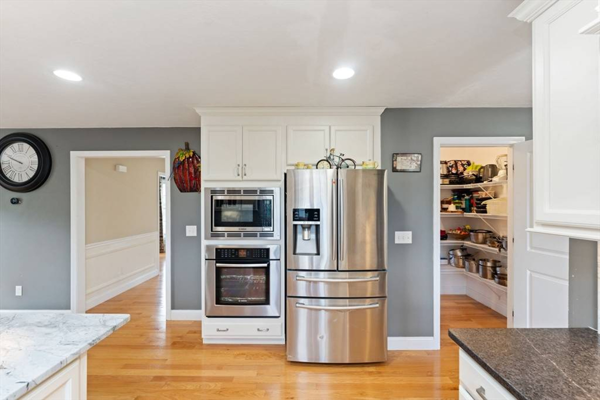 Featured Listing Image 4
